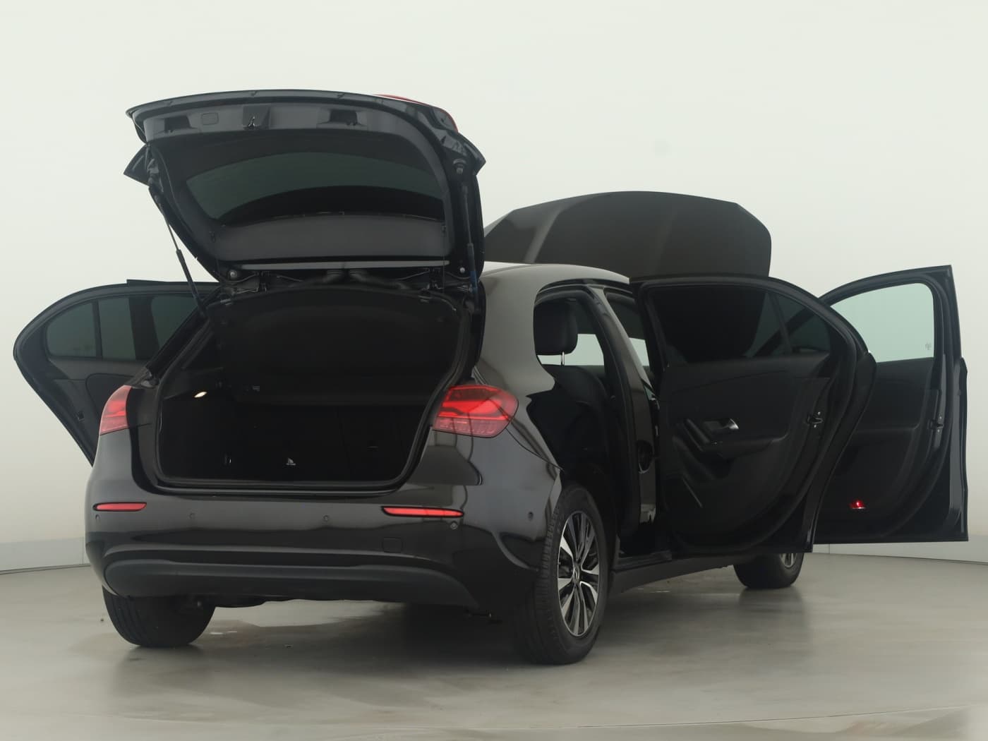 Mercedes-Benz A 180 d Bild 9