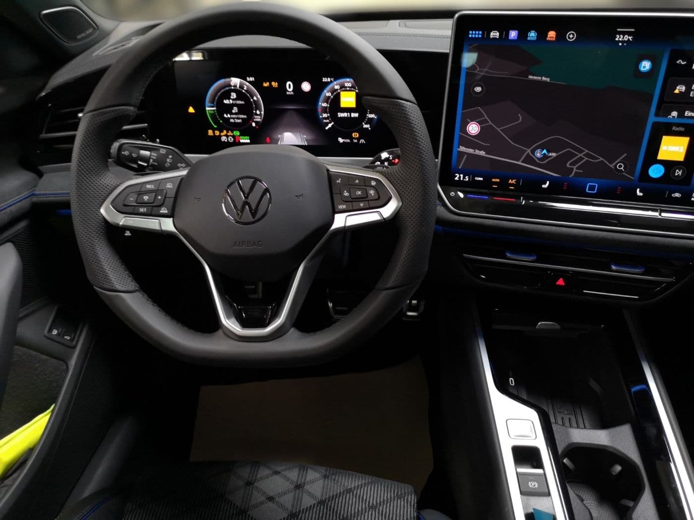 Volkswagen Passat R-Line 1.5 l eHybrid OPF / 85 KW (115 PS) 6-Gang-Doppelkupplungsgetriebe DSG Bild 10