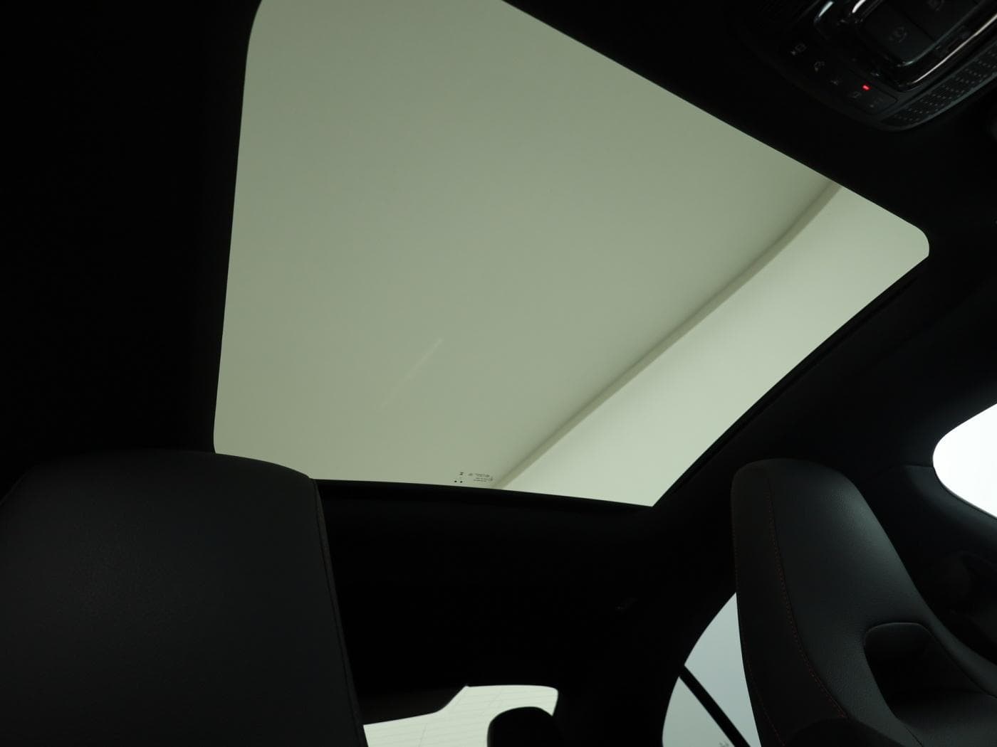 Mercedes-Benz CLA 200 Bild 22