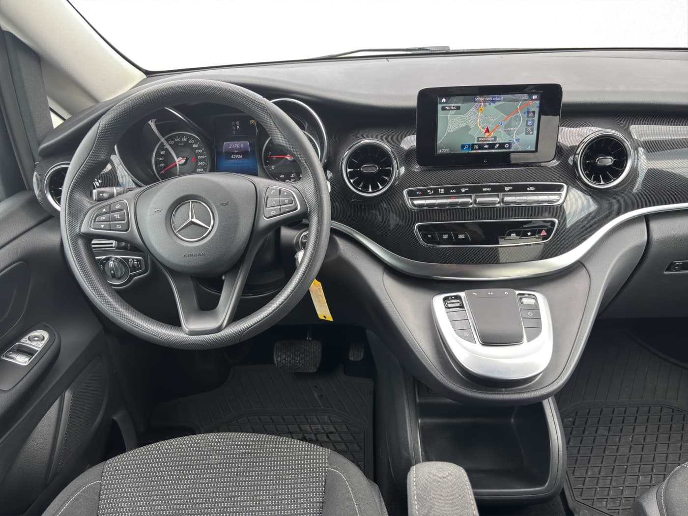 Mercedes-Benz V 220 d RISE Kompakt Bild 9