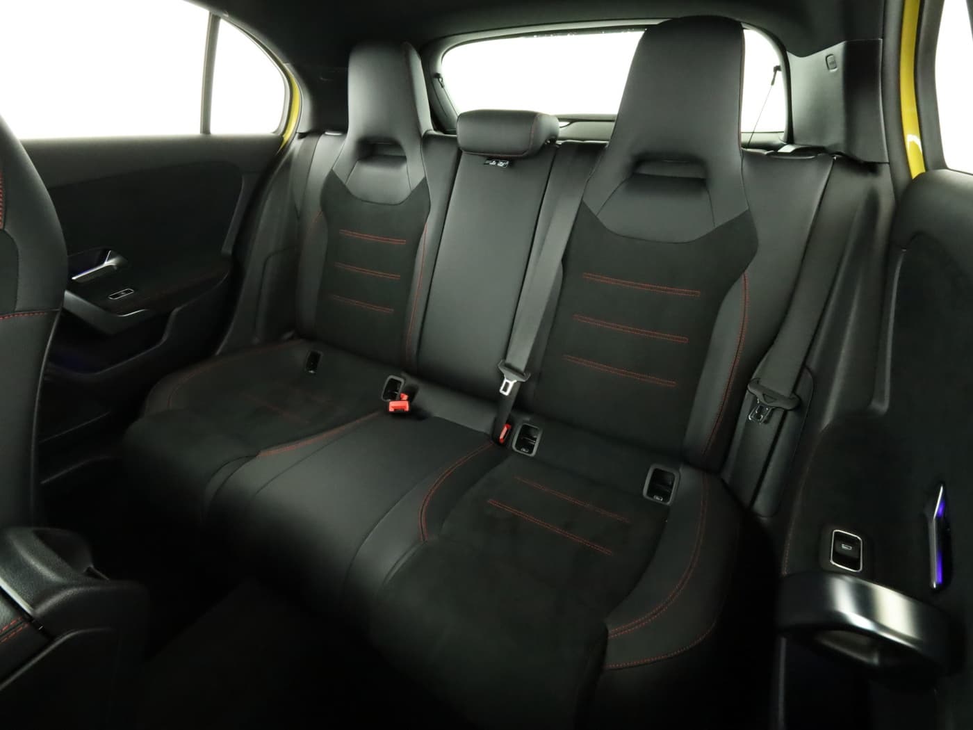 Mercedes-Benz A 250 4M Bild 18