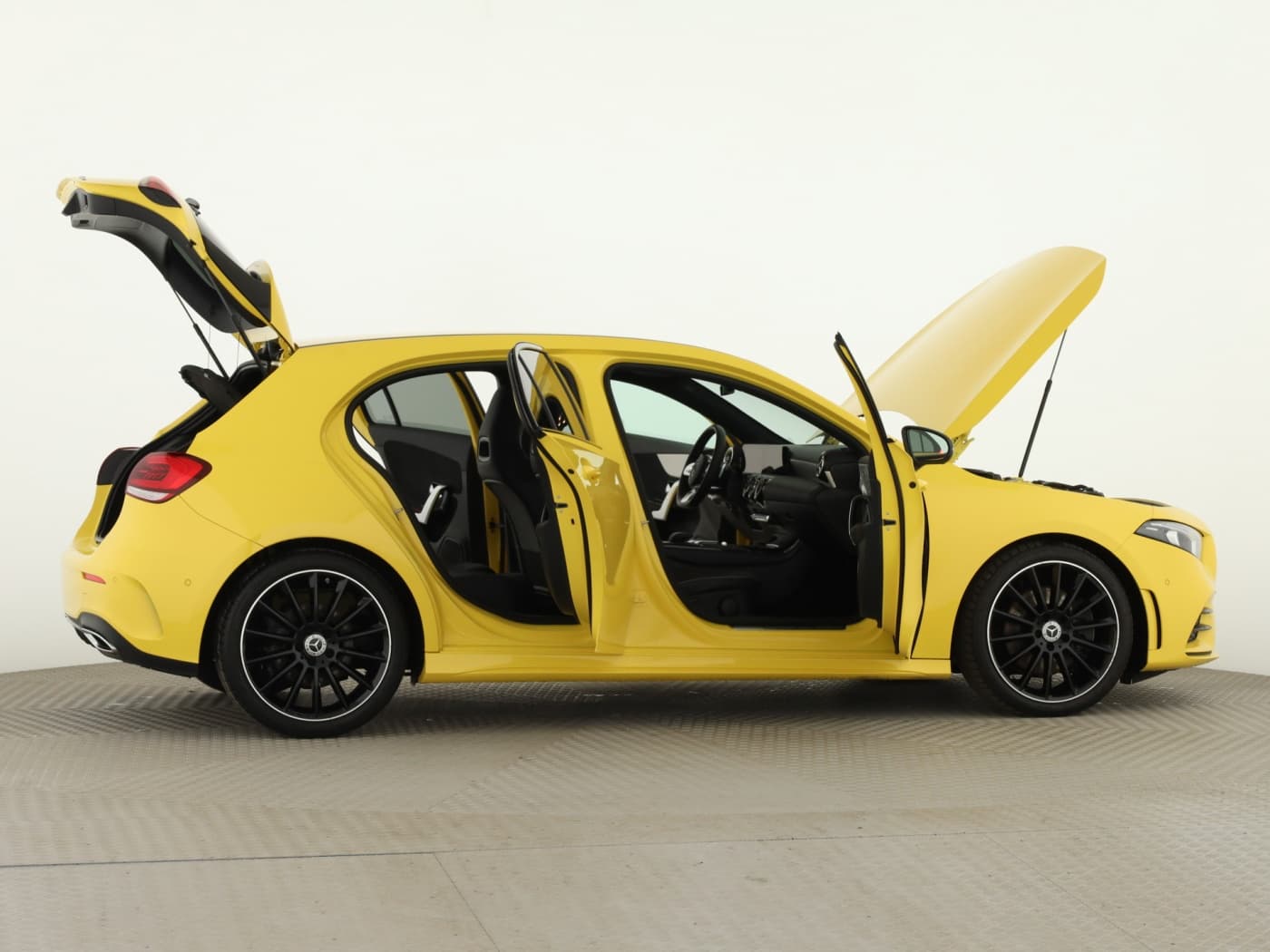 Mercedes-Benz A 250 4M Bild 8
