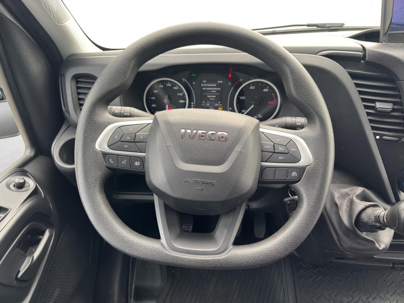 IVECO Daily 35S16H3 DOKA Dreiseitenkipper Bild 10