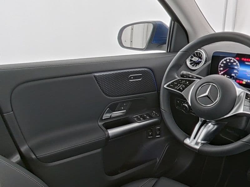Mercedes-Benz GLA 250 e Bild 9