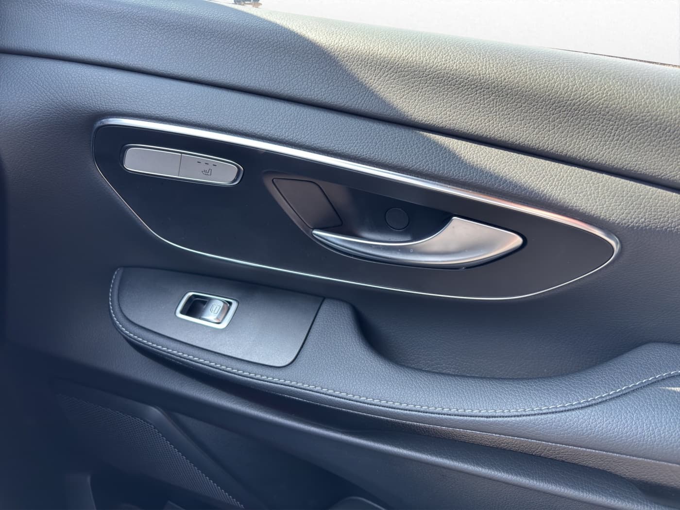 Mercedes-Benz V 250 d AVANTGARDE Lang Bild 14