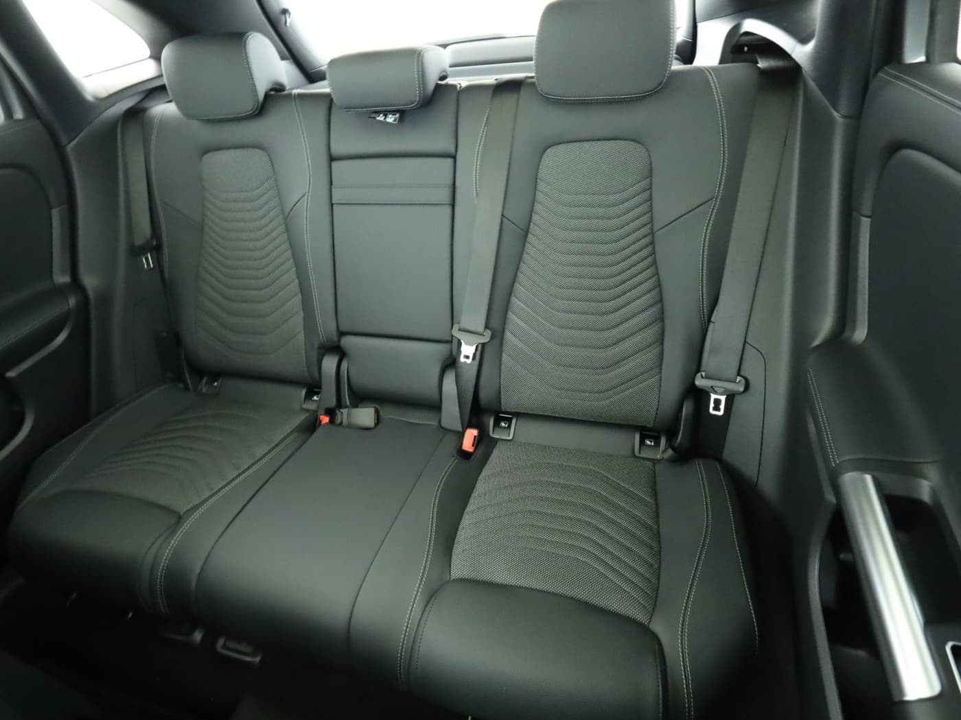 Mercedes-Benz GLA 220 d 4MATIC Bild 18