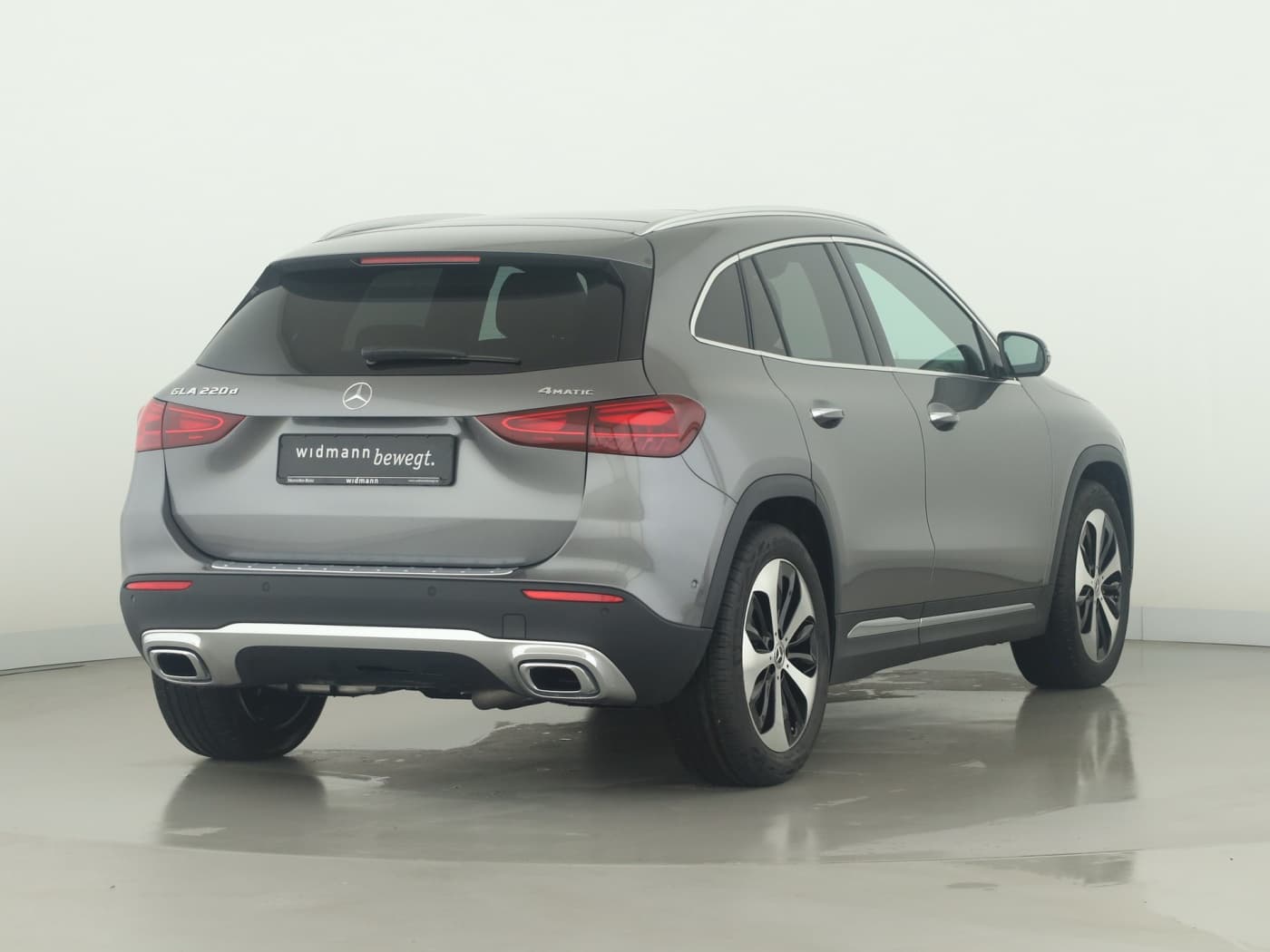 Mercedes-Benz GLA 220 d 4MATIC Bild 2