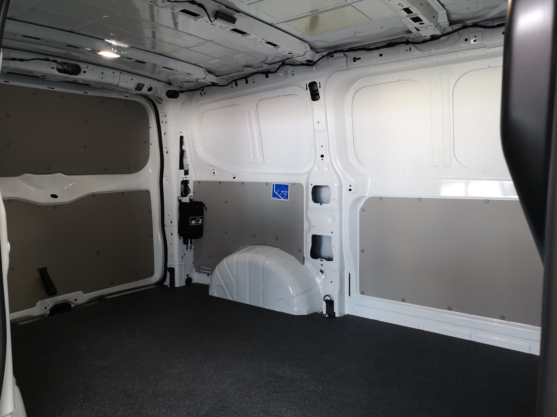 Volkswagen Transporter Kasten 2.0 TDI Bild 16