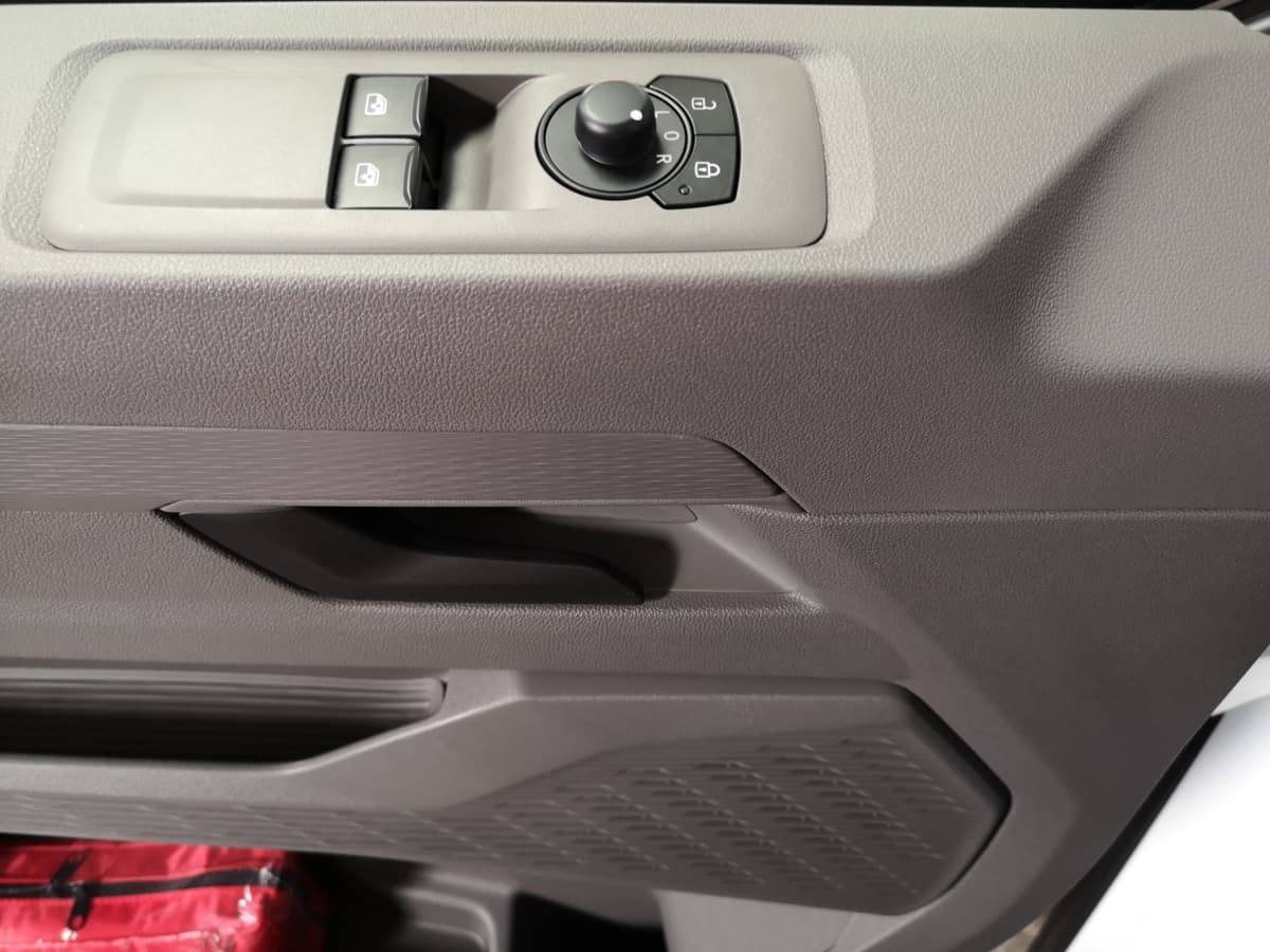 Volkswagen Transporter Kasten 2.0 TDI Bild 17
