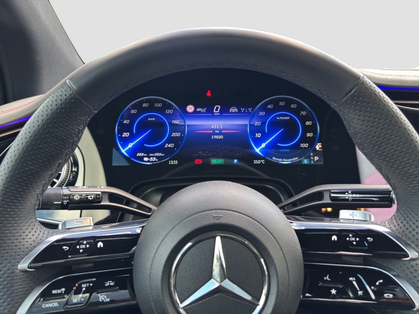 Mercedes-Benz EQE 500 4M SUV Bild 11