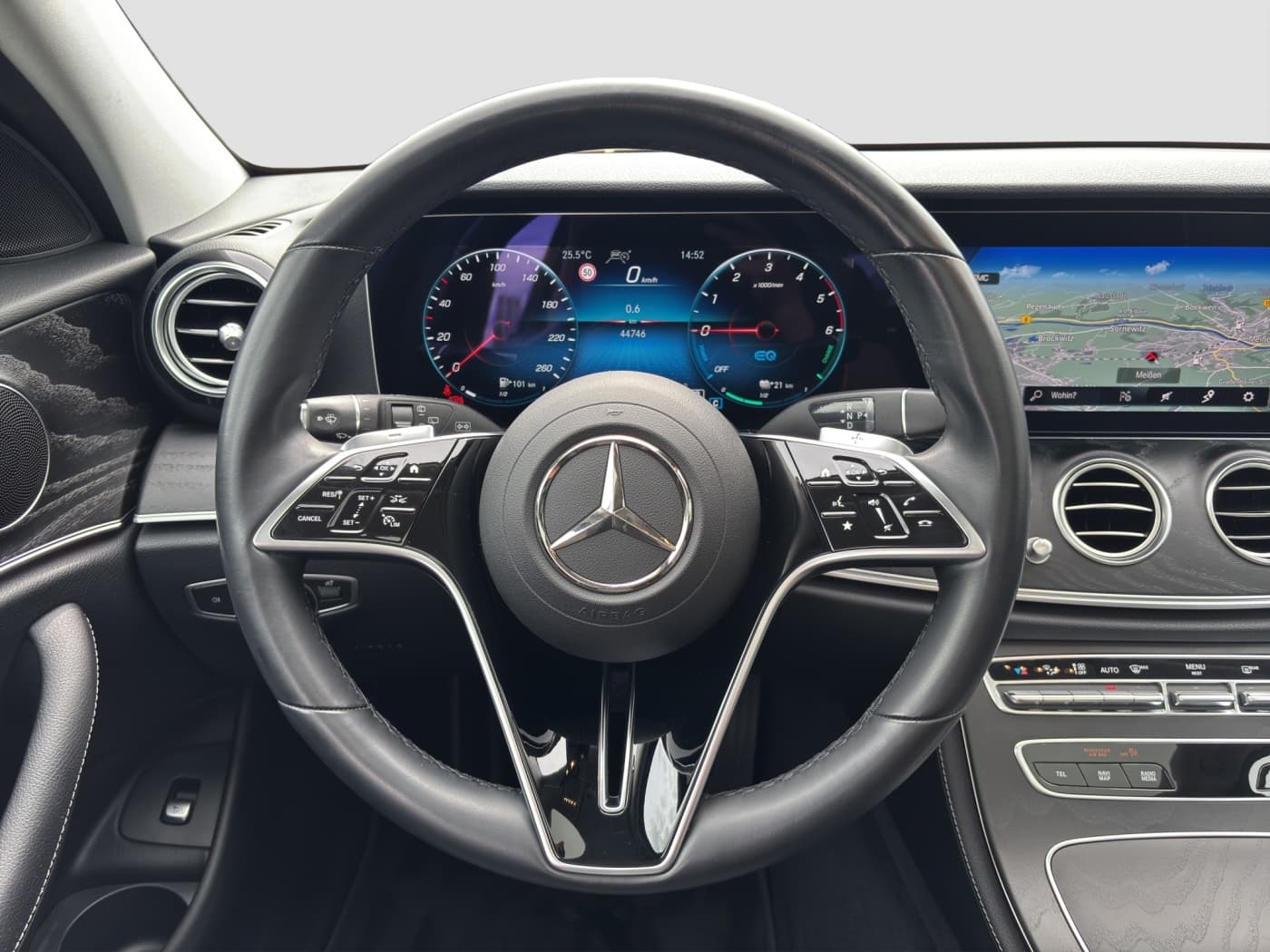 Mercedes-Benz E 300 de T Bild 10