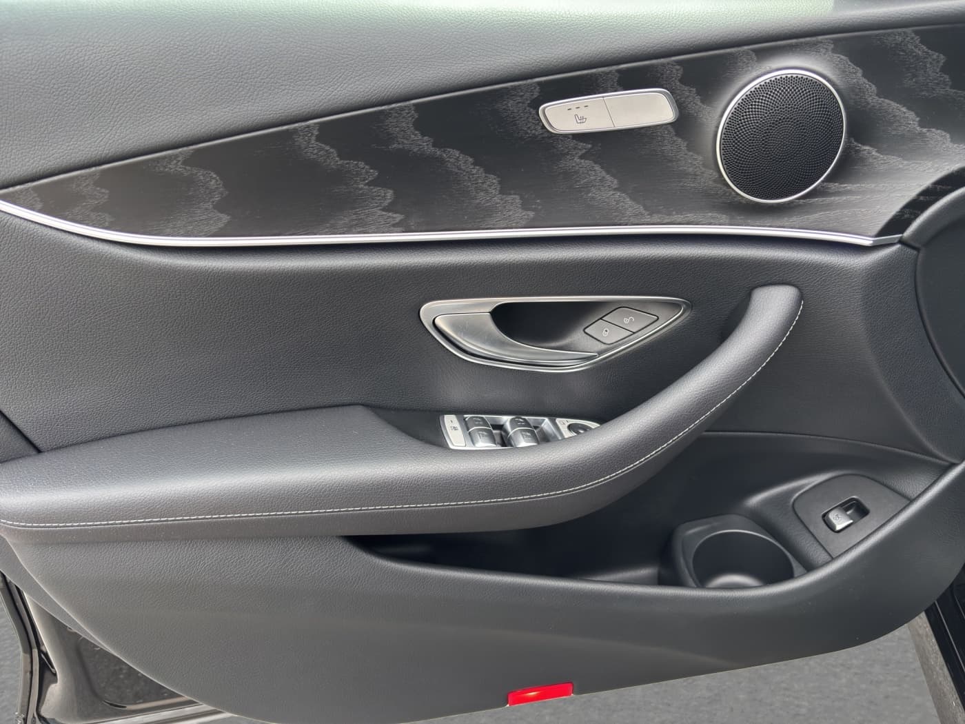 Mercedes-Benz E 300 de T Bild 18