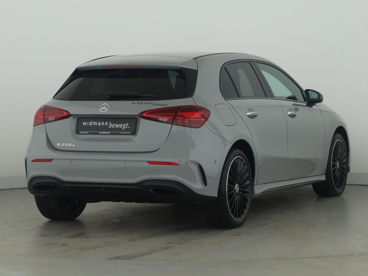 Mercedes-Benz A 250 e Bild 2