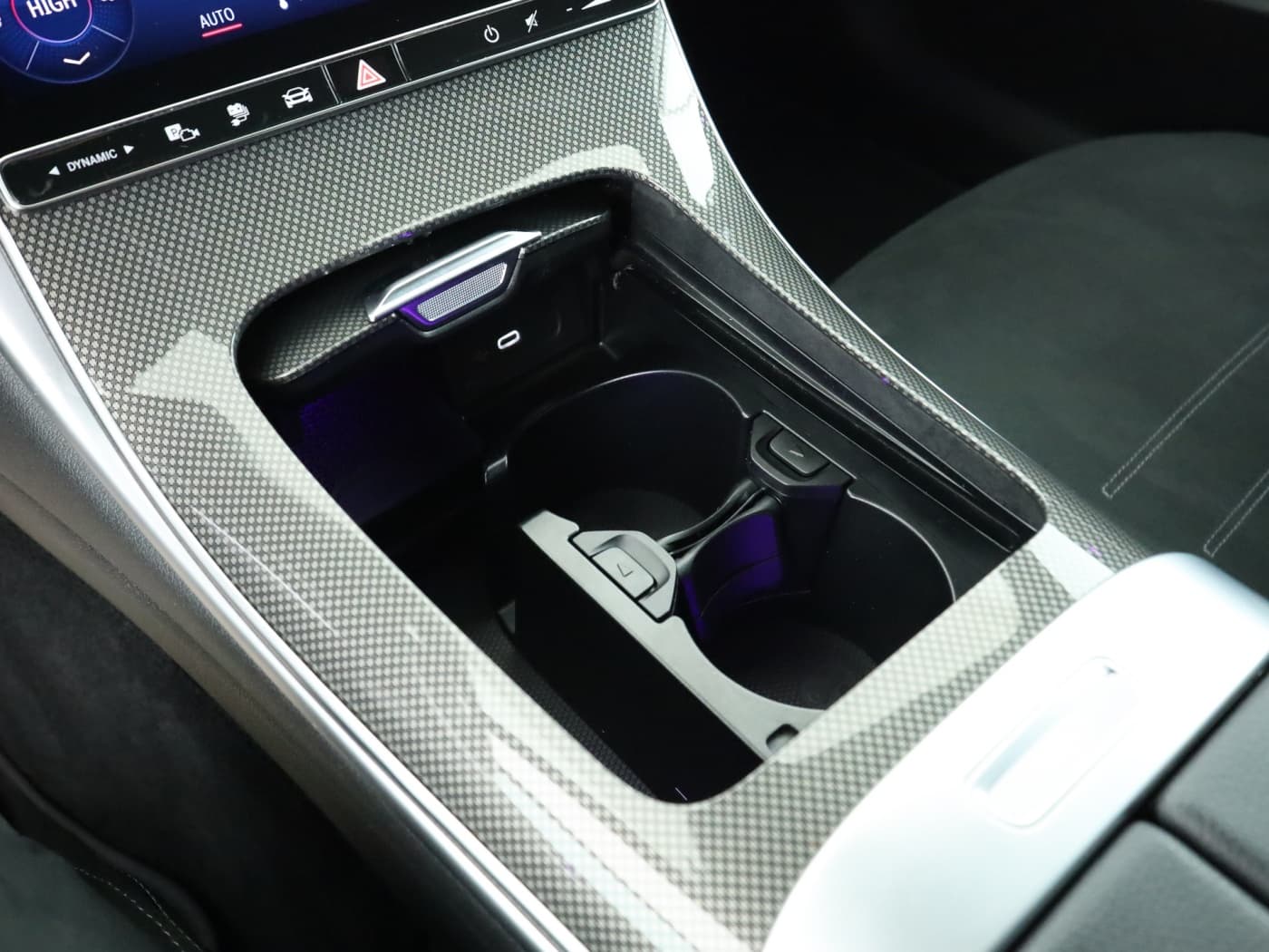 Mercedes-Benz C 300 e Bild 15