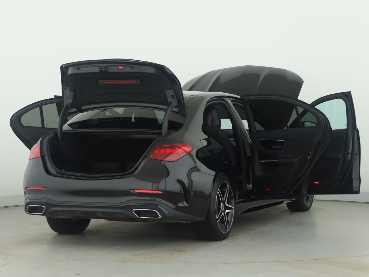 Mercedes-Benz C 300 e Bild 9