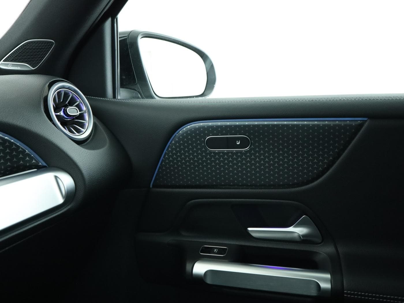 Mercedes-Benz GLB 250 4M Bild 16