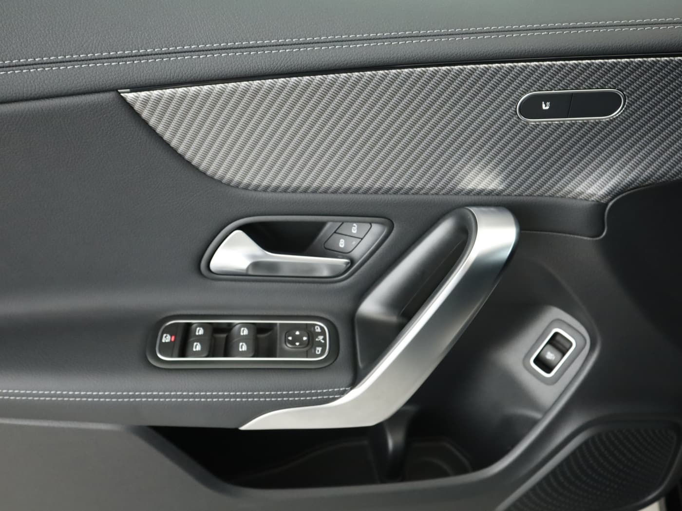 Mercedes-Benz CLA 180 Bild 20