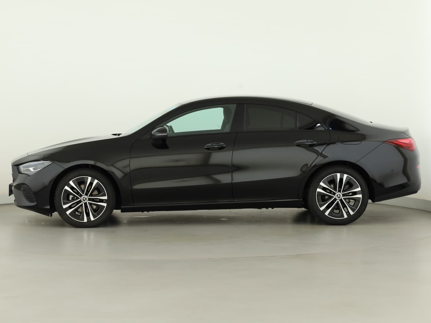 Mercedes-Benz CLA 180 Bild 7