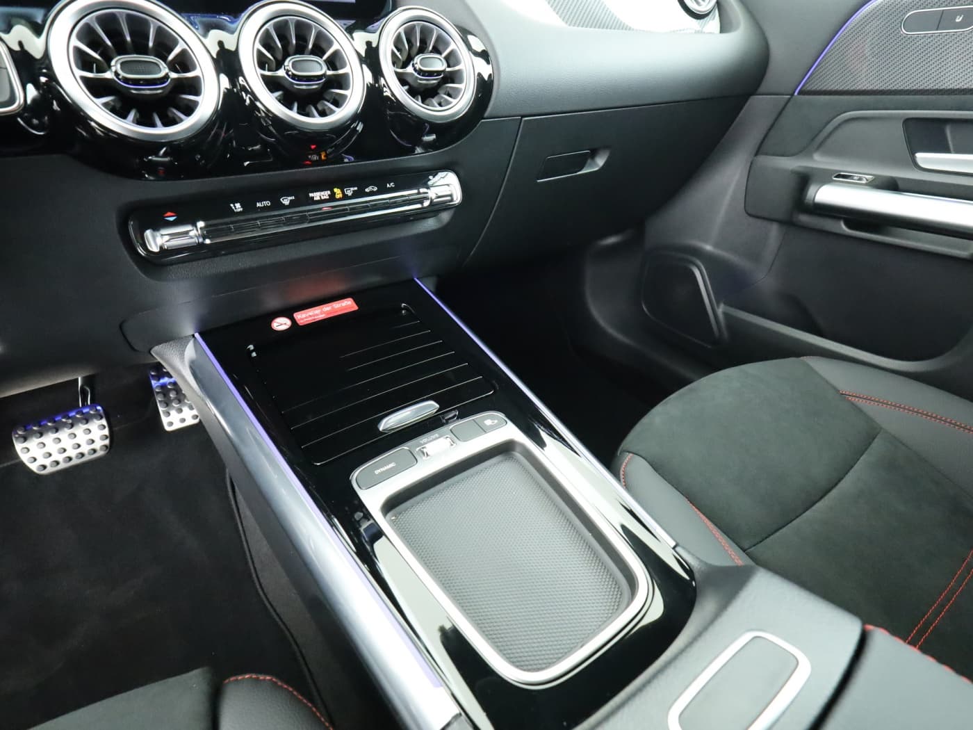 Mercedes-Benz GLA 200 Bild 15