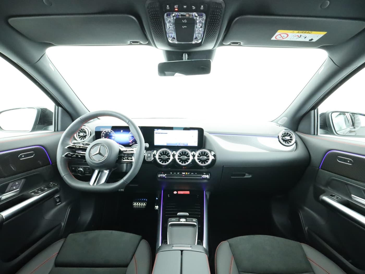 Mercedes-Benz GLA 200 Bild 19