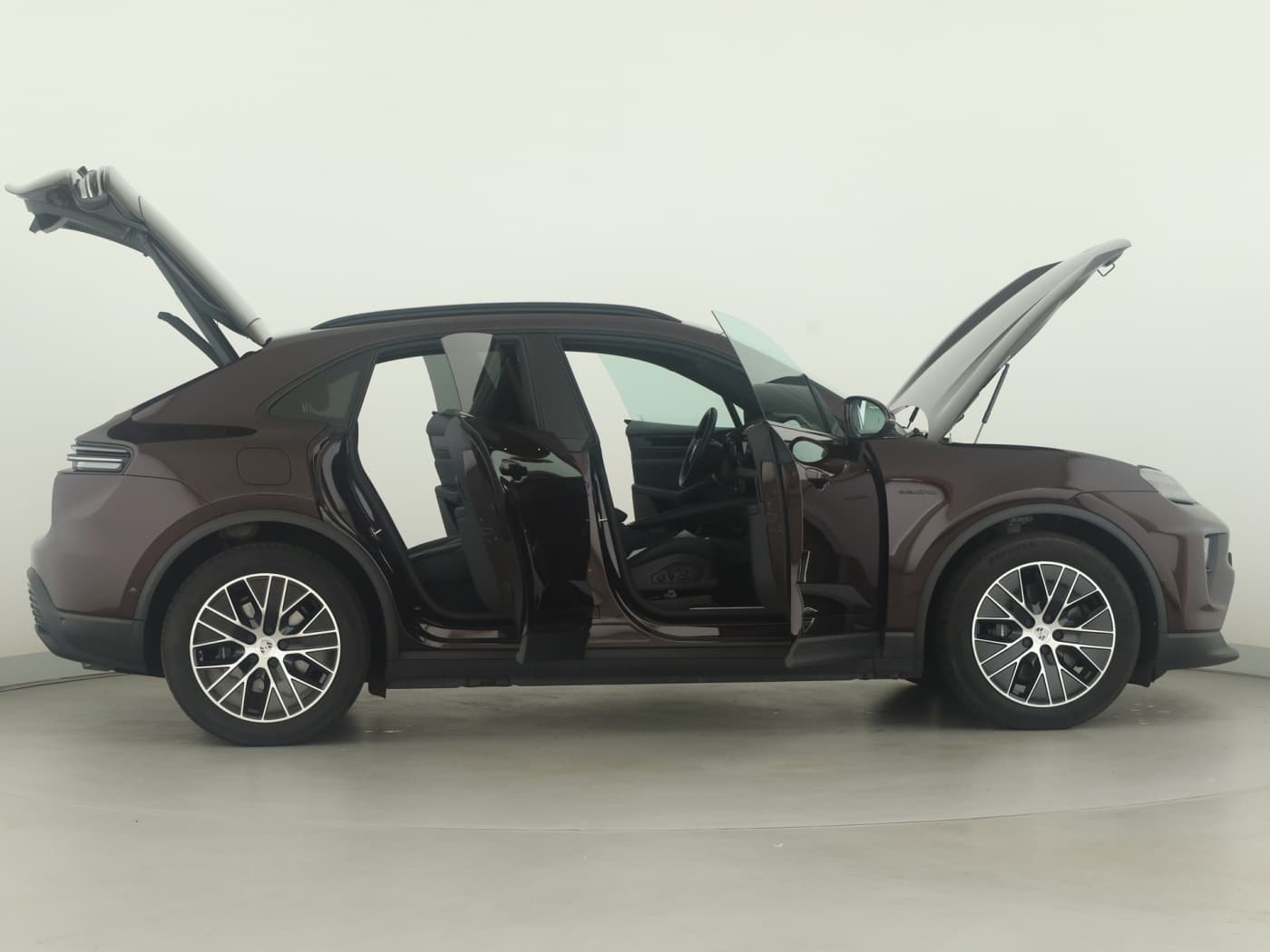 Porsche Macan 4S Electric Bild 8