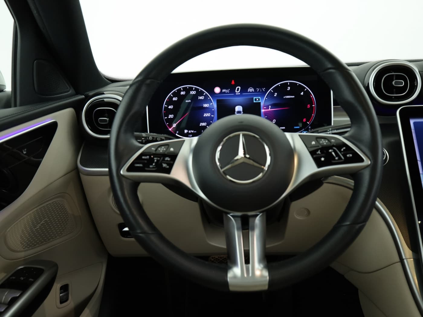 Mercedes-Benz C 220 d T Bild 11