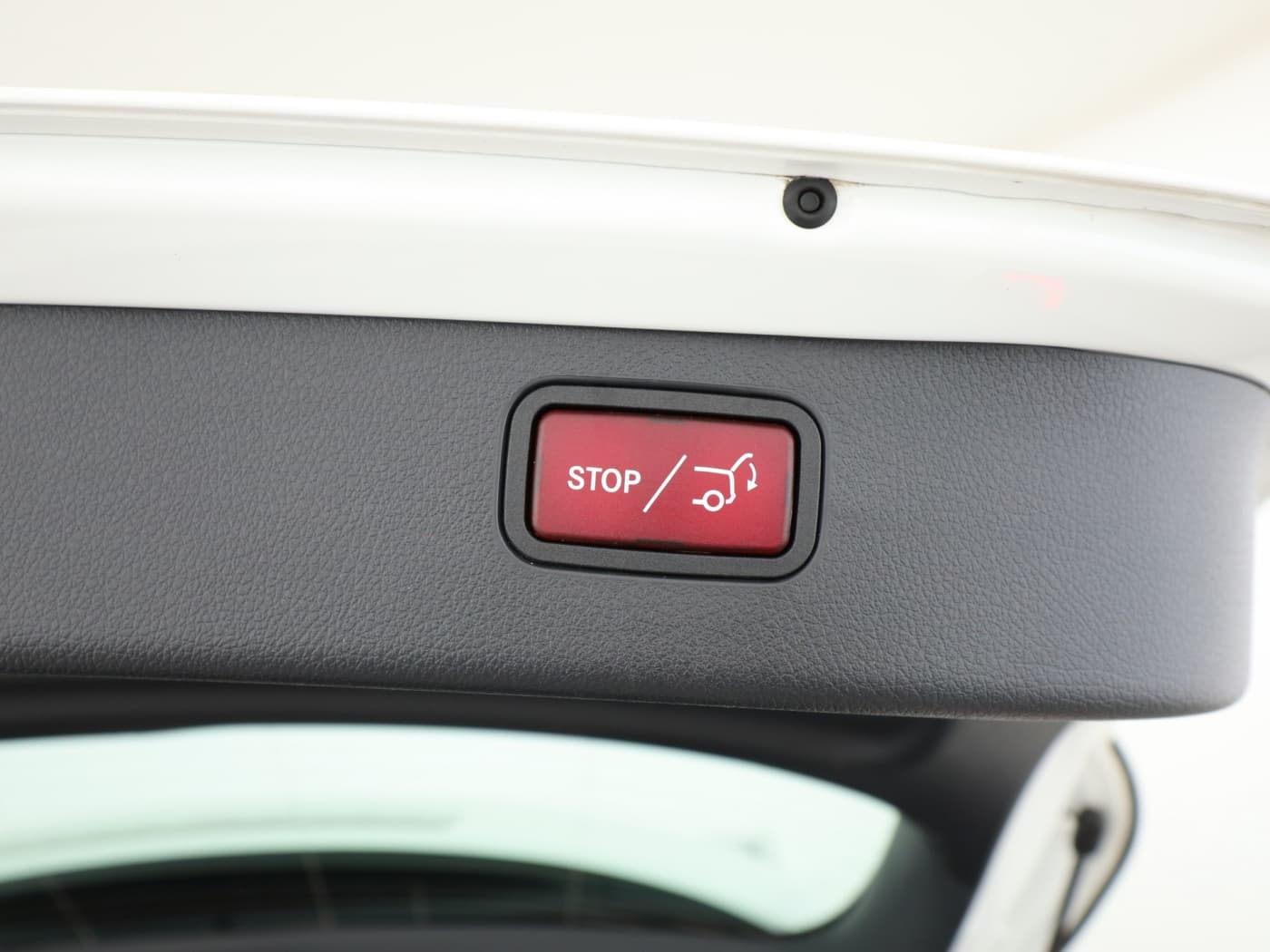 Mercedes-Benz C 220 d T Bild 25