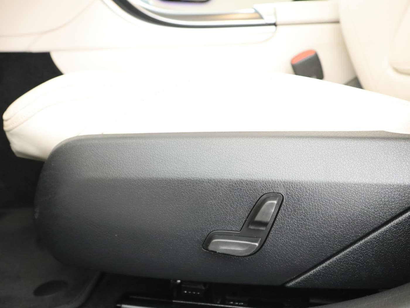 Mercedes-Benz C 220 d T Bild 26
