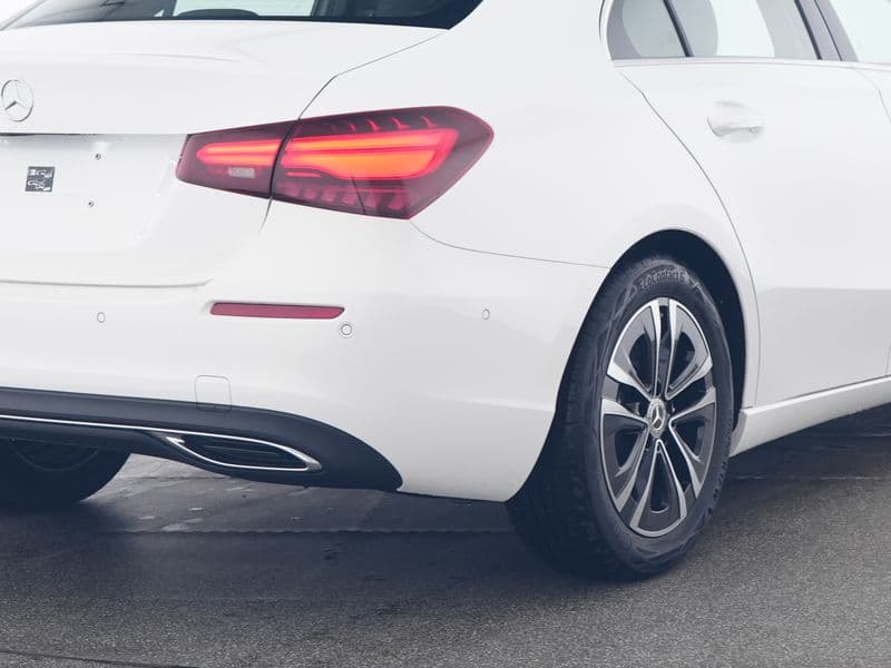 Mercedes-Benz A 200 Lim Bild 4