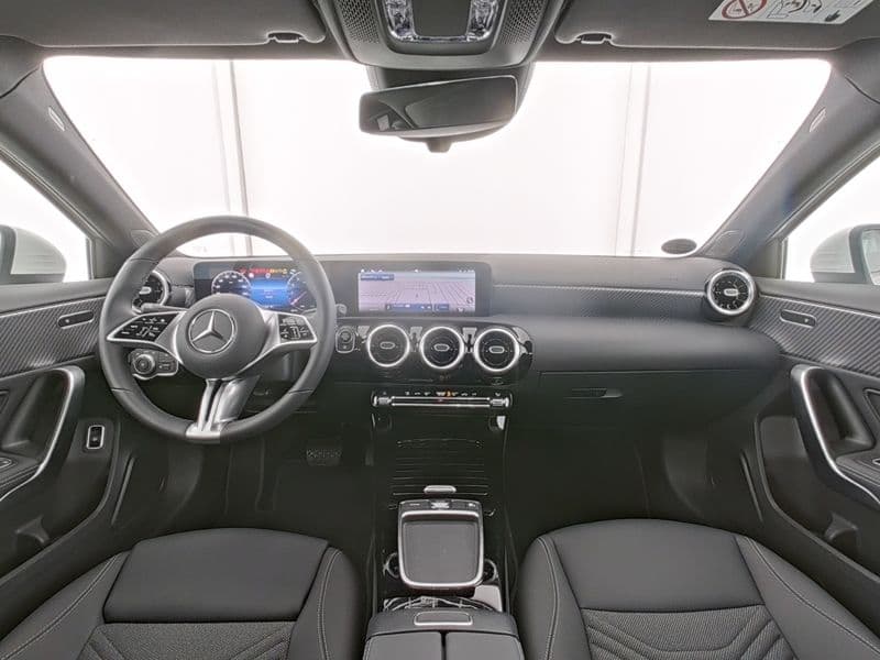 Mercedes-Benz A 200 Lim Bild 7