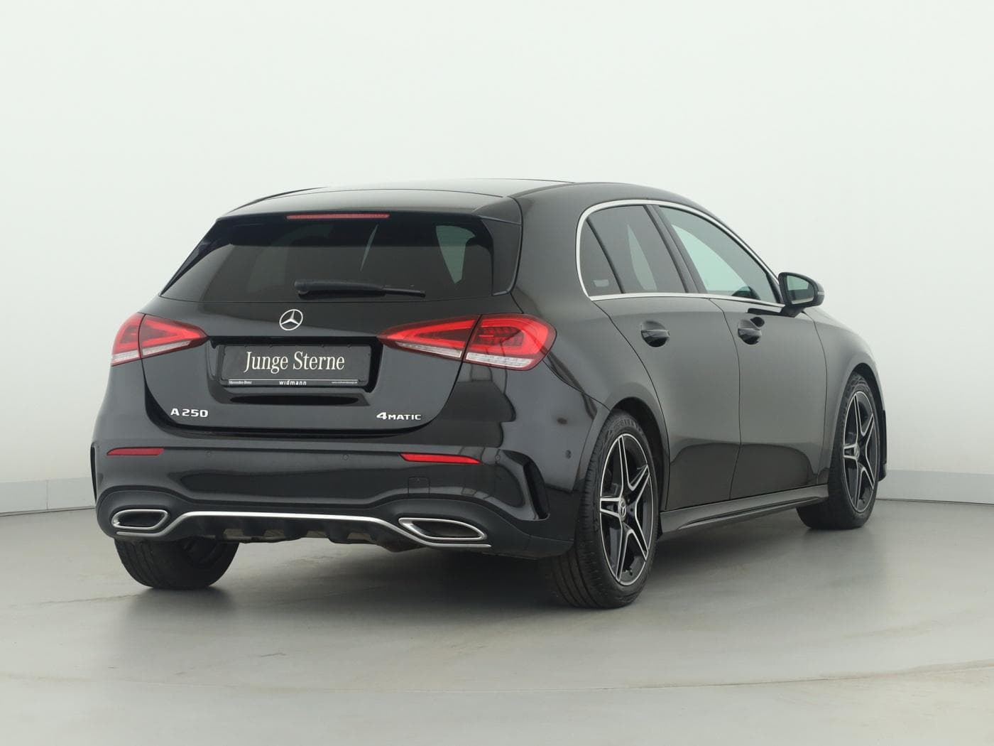 Mercedes-Benz A 250 4M Bild 2
