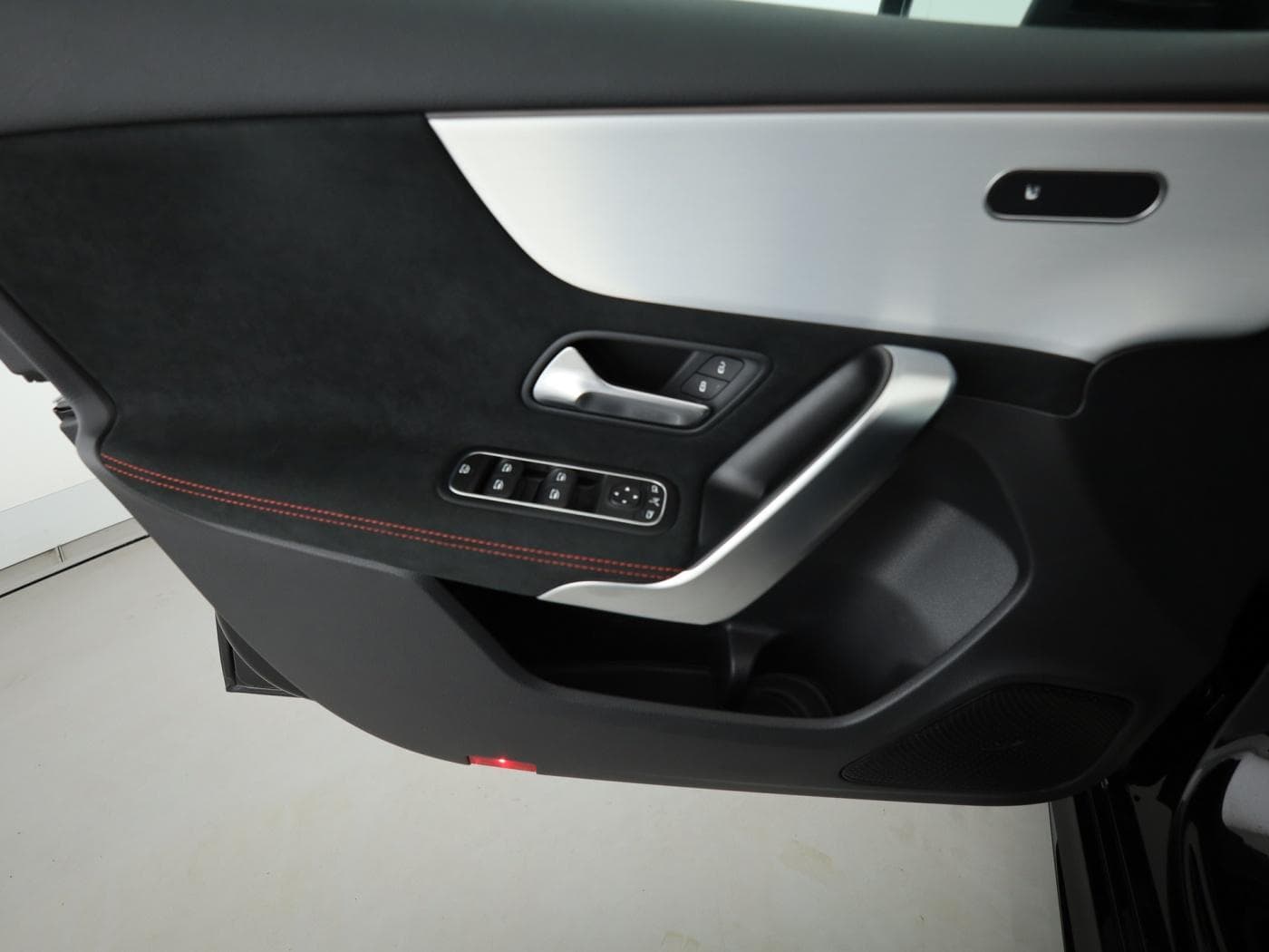 Mercedes-Benz A 250 4M Bild 20
