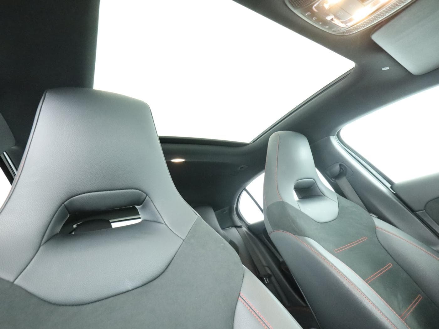 Mercedes-Benz A 250 4M Bild 21