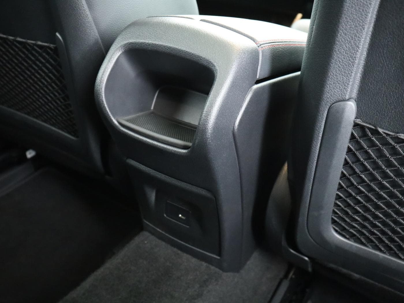 Mercedes-Benz A 250 4M Bild 24