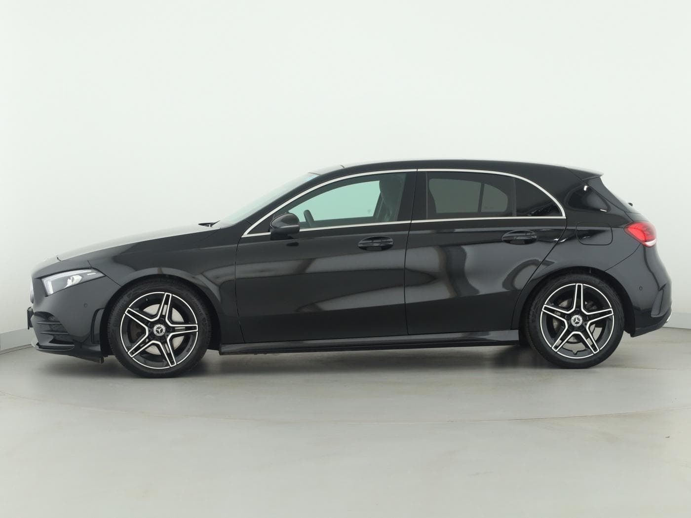 Mercedes-Benz A 250 4M Bild 7