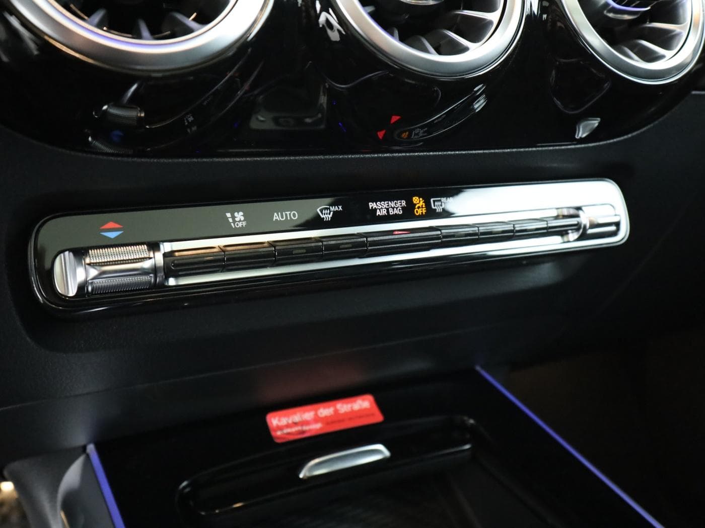 Mercedes-Benz GLA 180 Bild 14