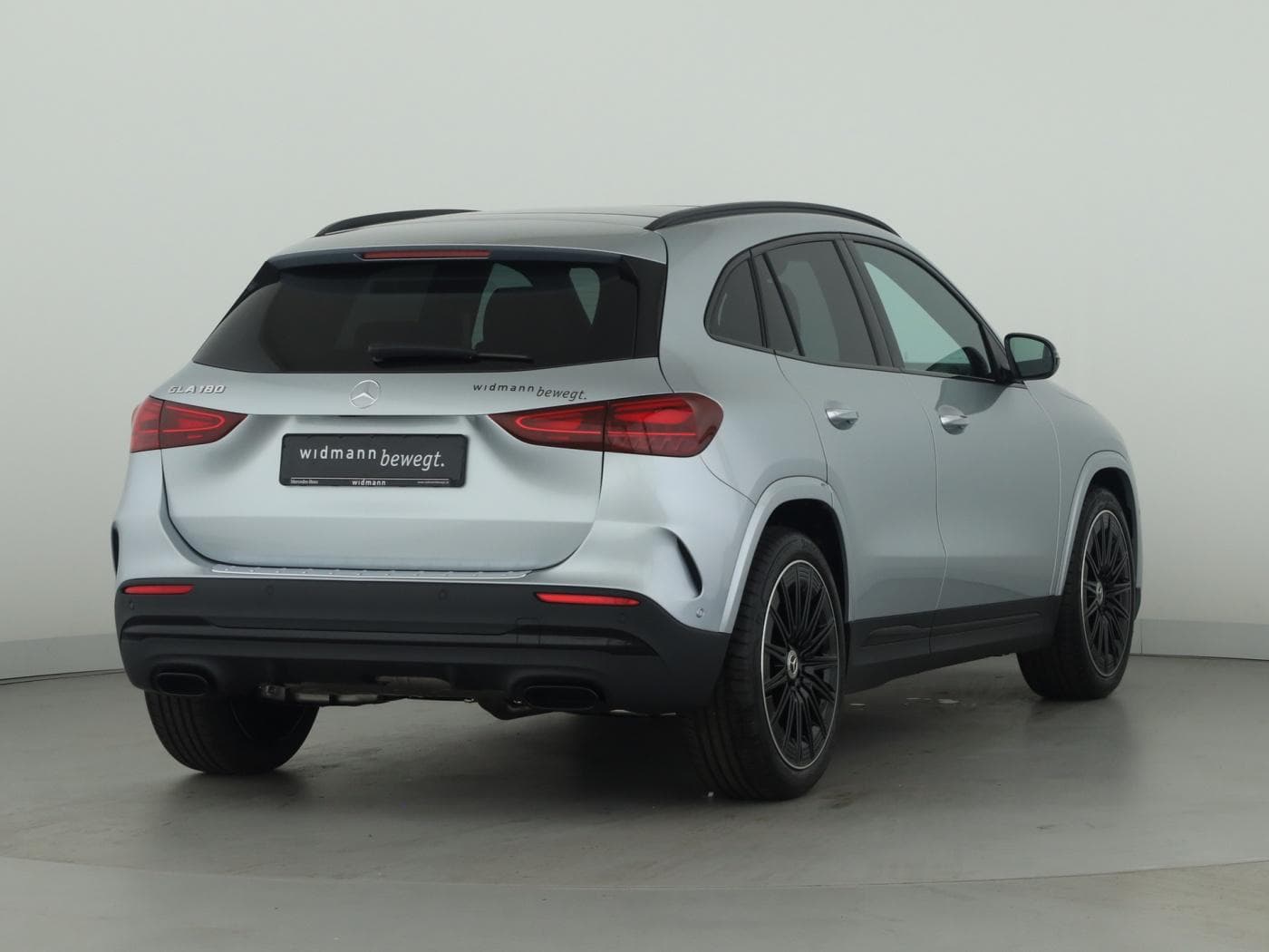 Mercedes-Benz GLA 180 Bild 2