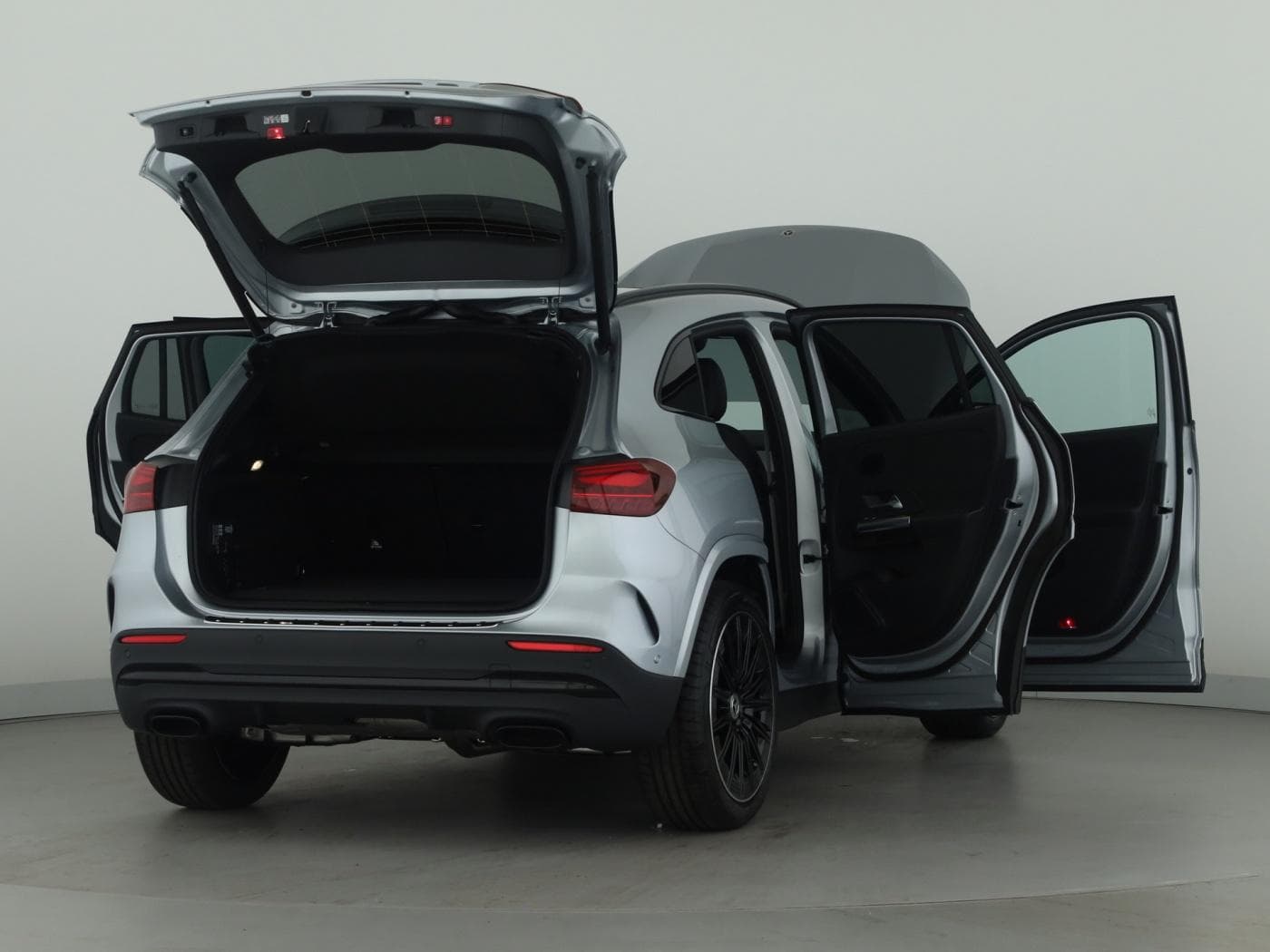 Mercedes-Benz GLA 180 Bild 9