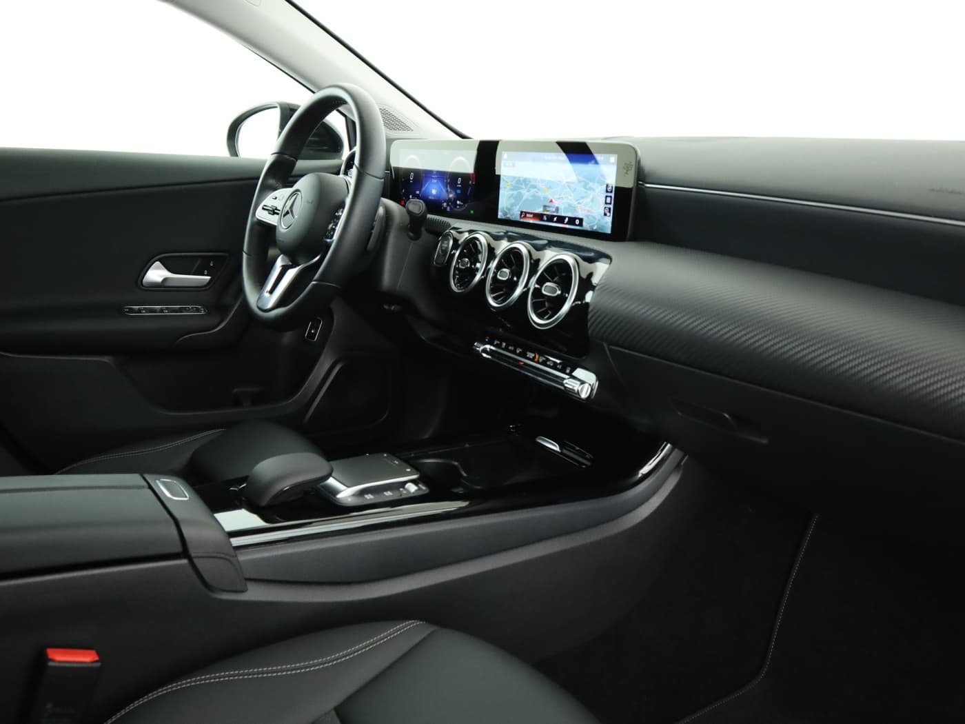 Mercedes-Benz A 250 e Bild 17