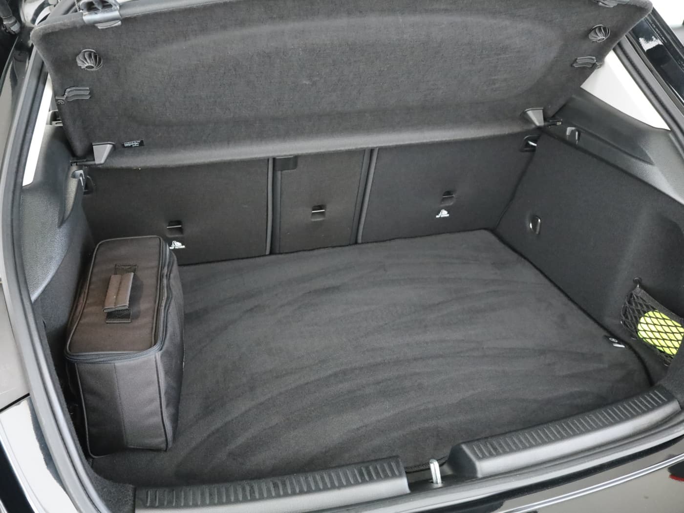 Mercedes-Benz A 250 e Bild 22
