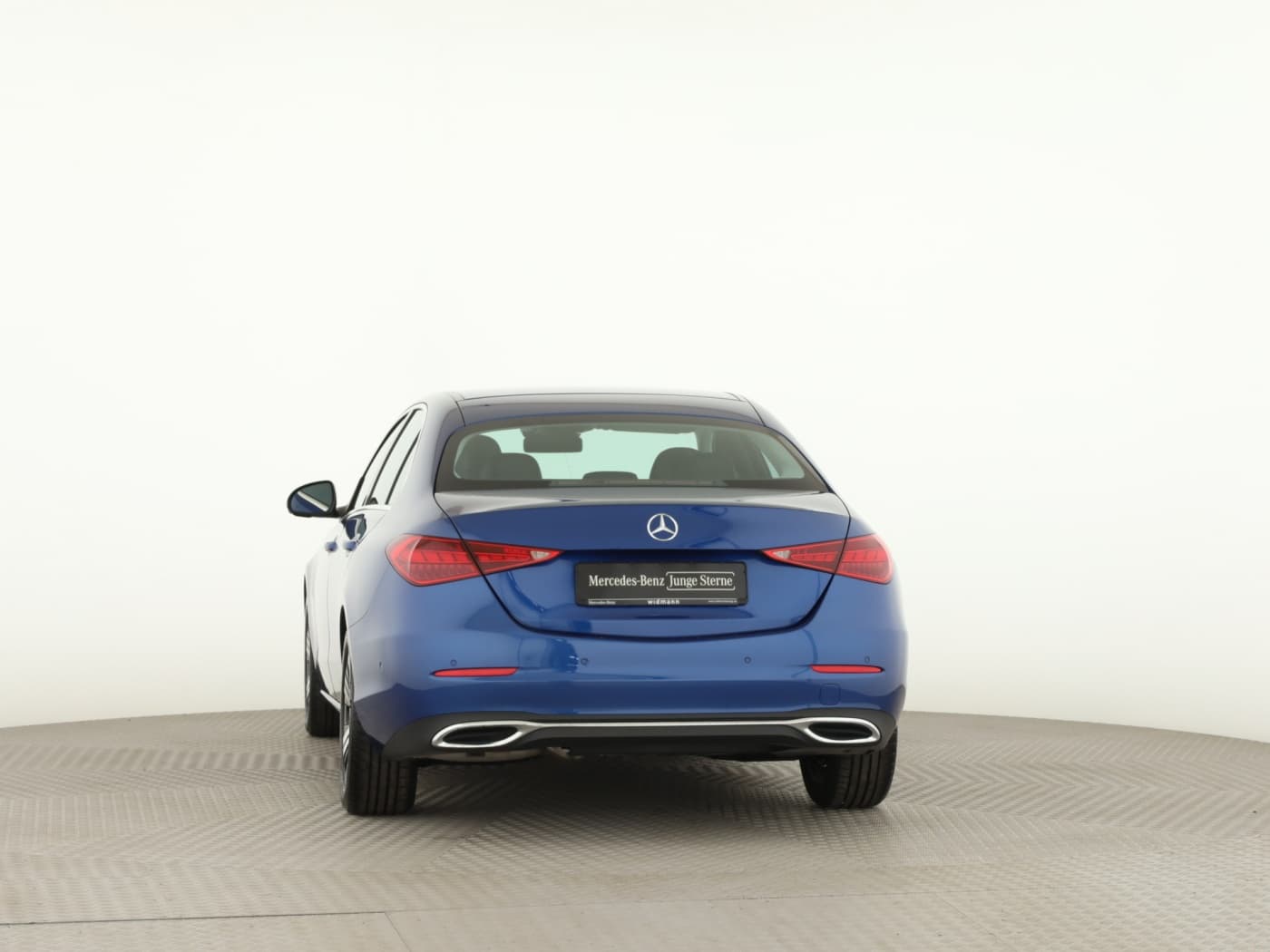 Mercedes-Benz C 180 Bild 4