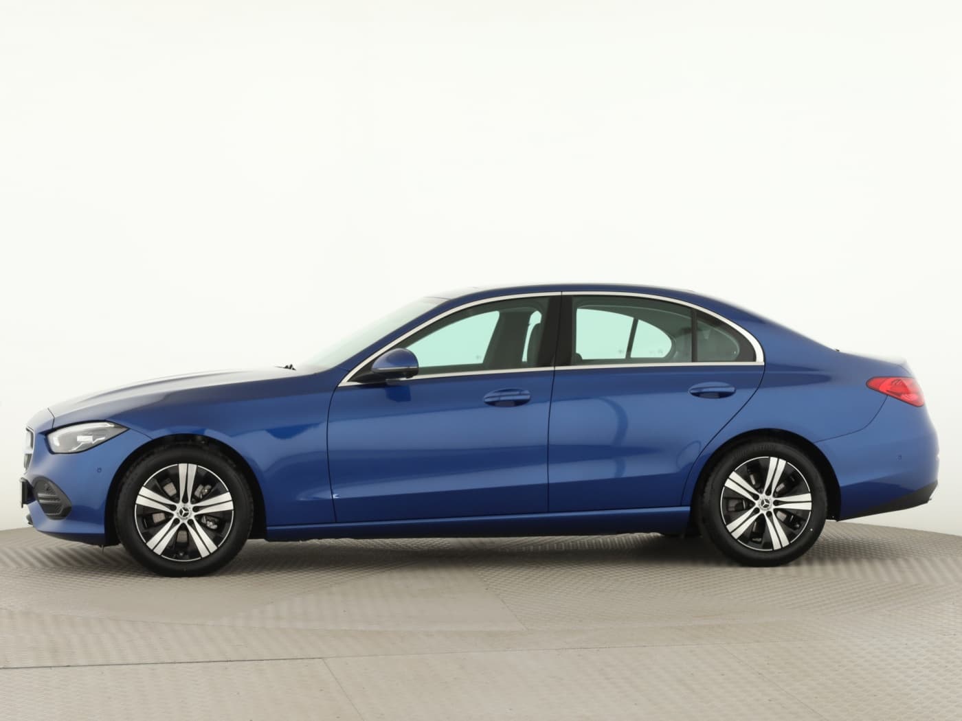 Mercedes-Benz C 180 Bild 7