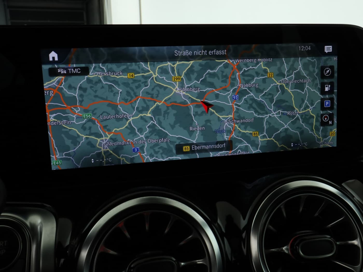 Mercedes-Benz EQB 300 4M Bild 13