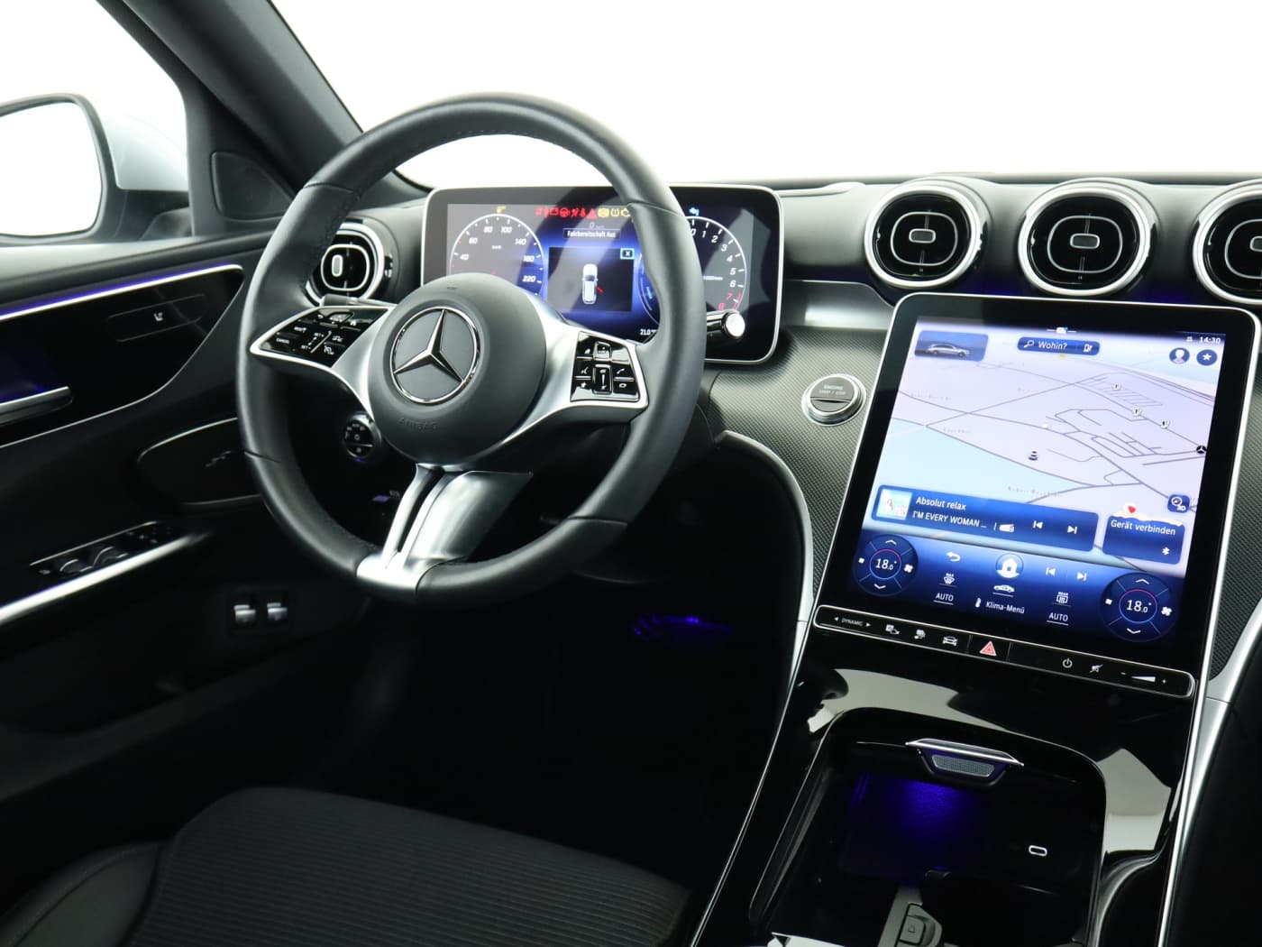 Mercedes-Benz C 300 e T Bild 10