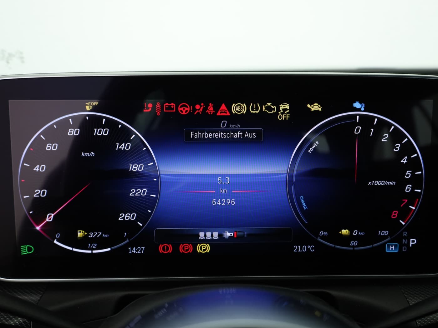 Mercedes-Benz C 300 e T Bild 12