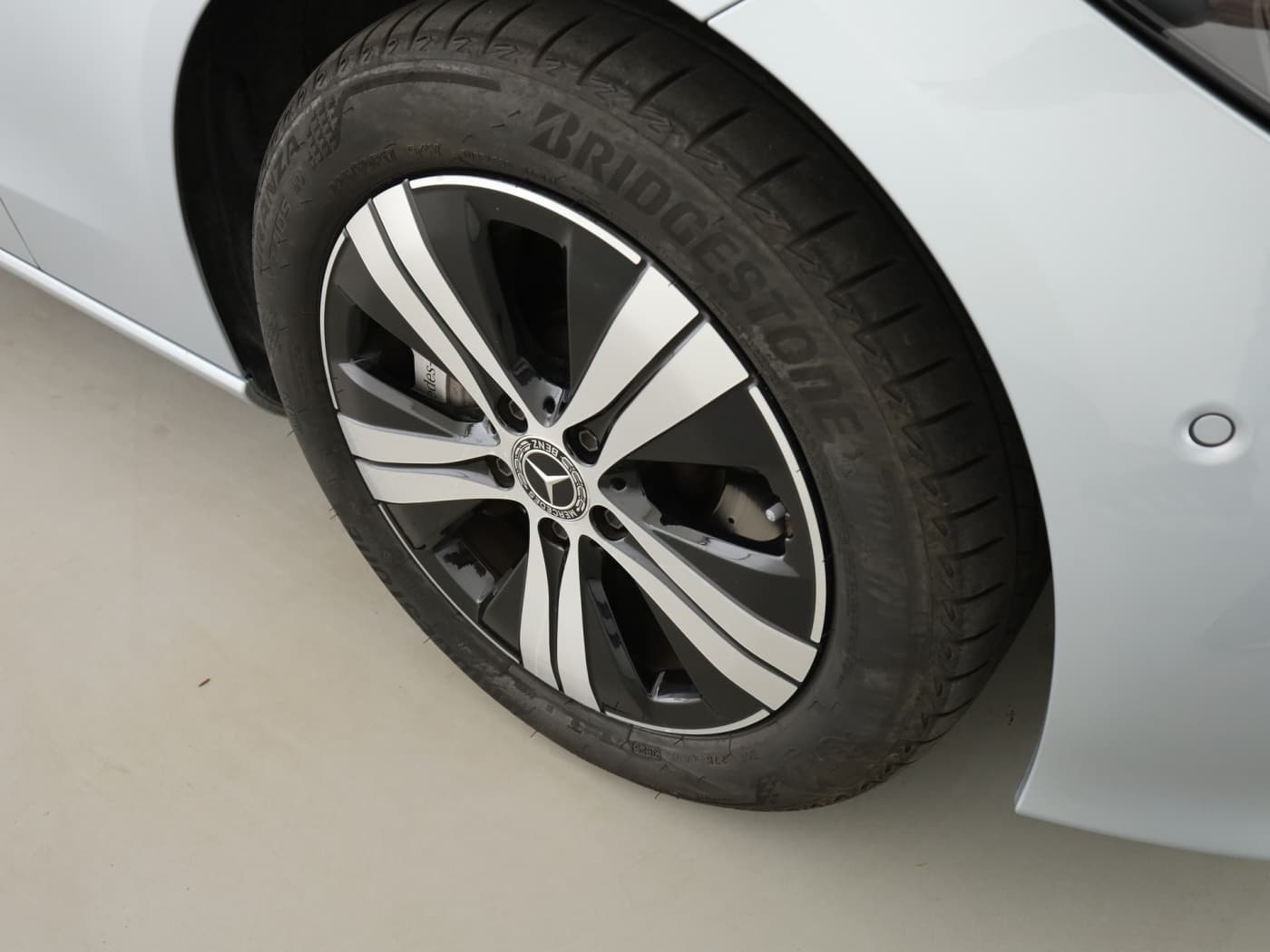 Mercedes-Benz C 300 e T Bild 21