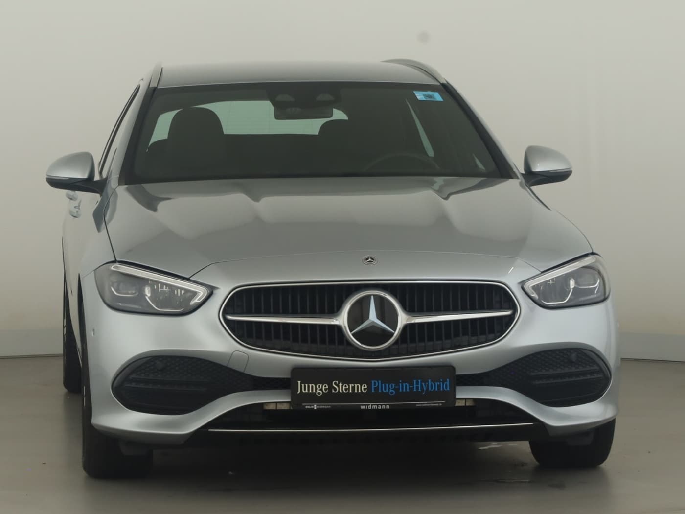 Mercedes-Benz C 300 e T Bild 3