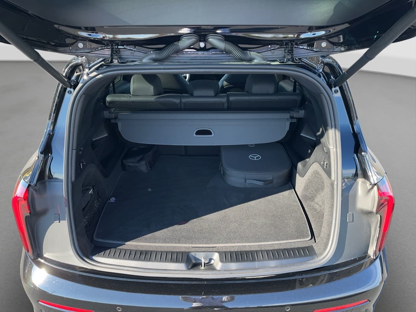 Mercedes-Benz GLB 250+ EQ Bild 17