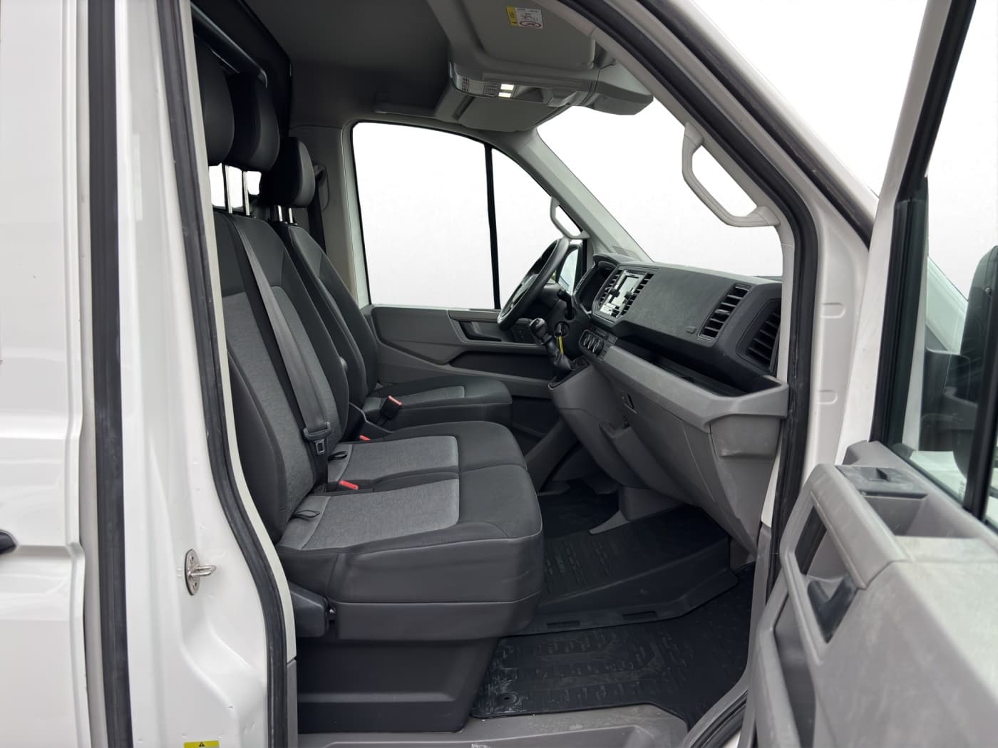 Volkswagen Crafter 30 2.0 TDI 75 kW MR/ND Bild 15