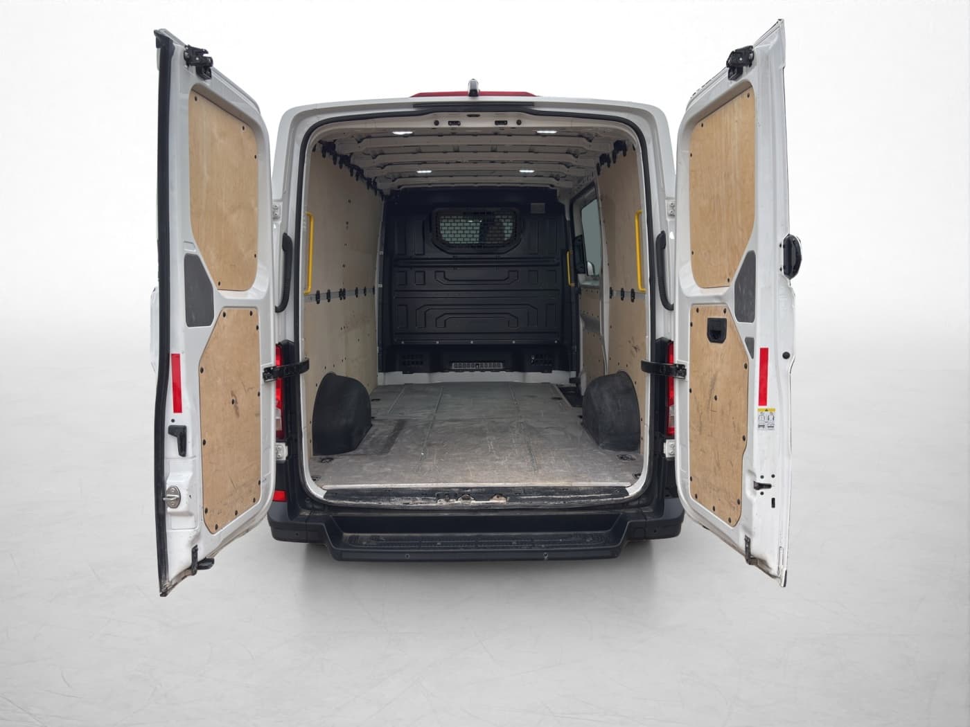 Volkswagen Crafter 30 2.0 TDI 75 kW MR/ND Bild 18